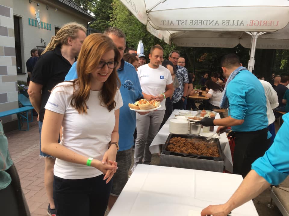 Blick in den Düsseldorfer Volksgarten am Abend der PreConnect 2019