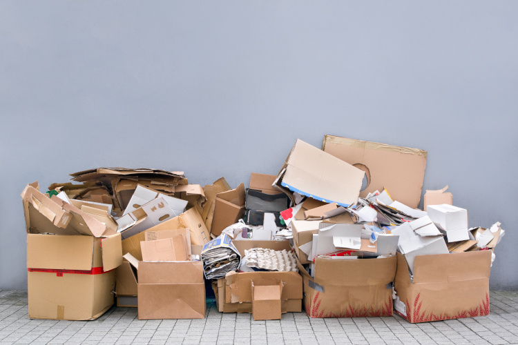 Verpackungen und Kartons