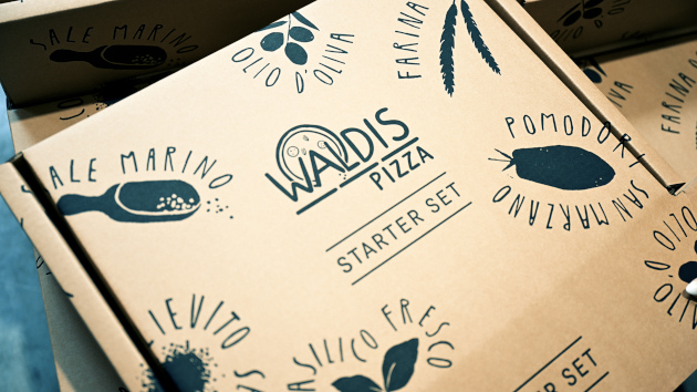 Karton mit Waldis Pizza Starter-Set